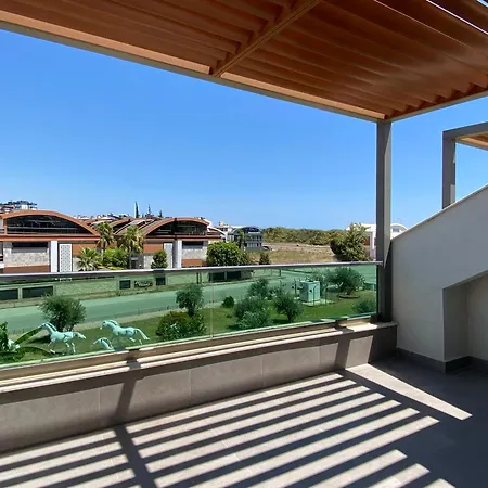 מלון Veranda 3*